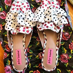 BETSEY Johnson Cherry Slip On Shoes 🍒